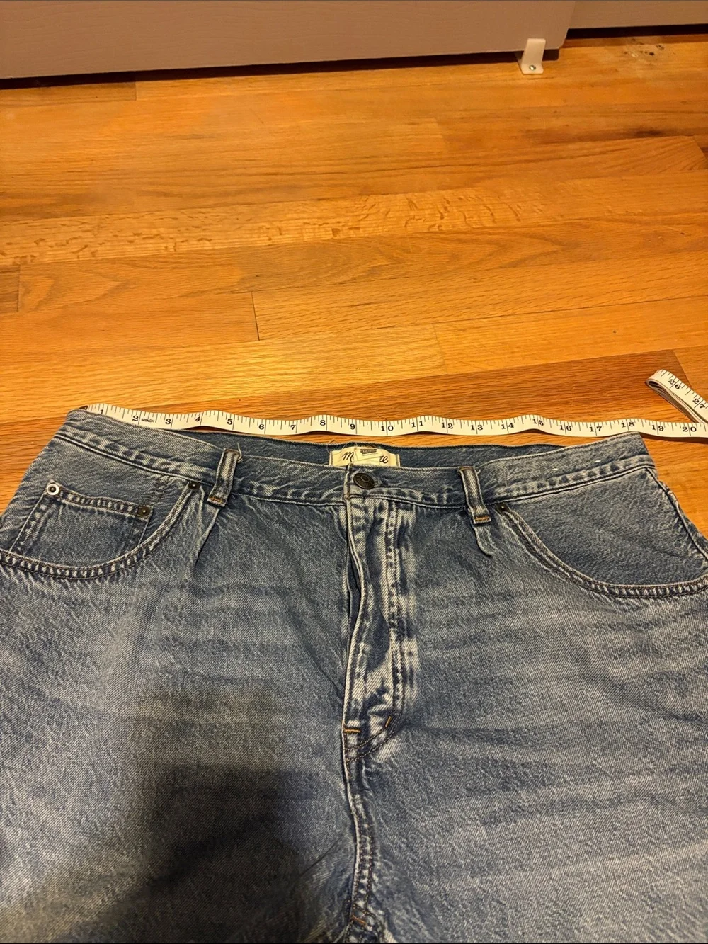 Classic High-Rise Raw Hem Denim Shorts - Madewell - Picture 5 of 6